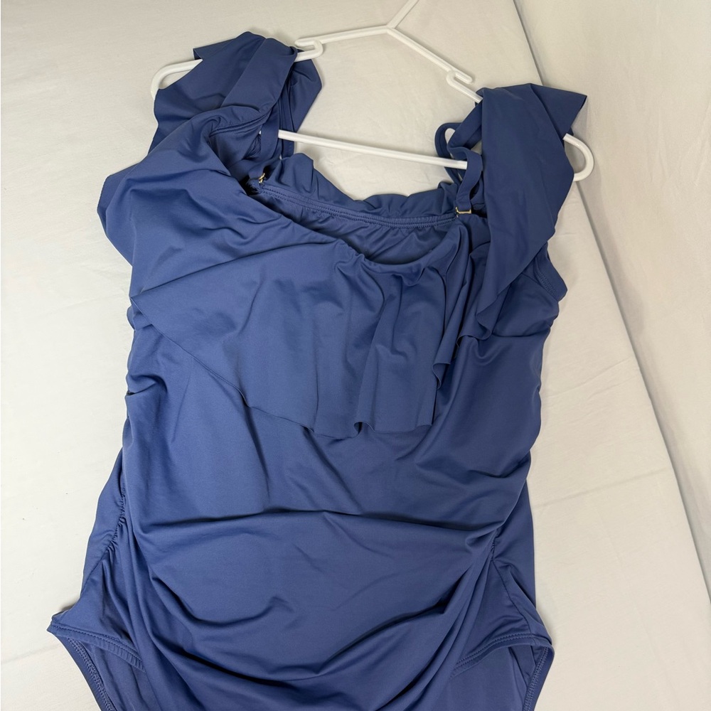 La Blanca Island Goddess Off Shoulder Ruffle One Piece Swimsuit Indigo 20W New - Picture 13 of 14